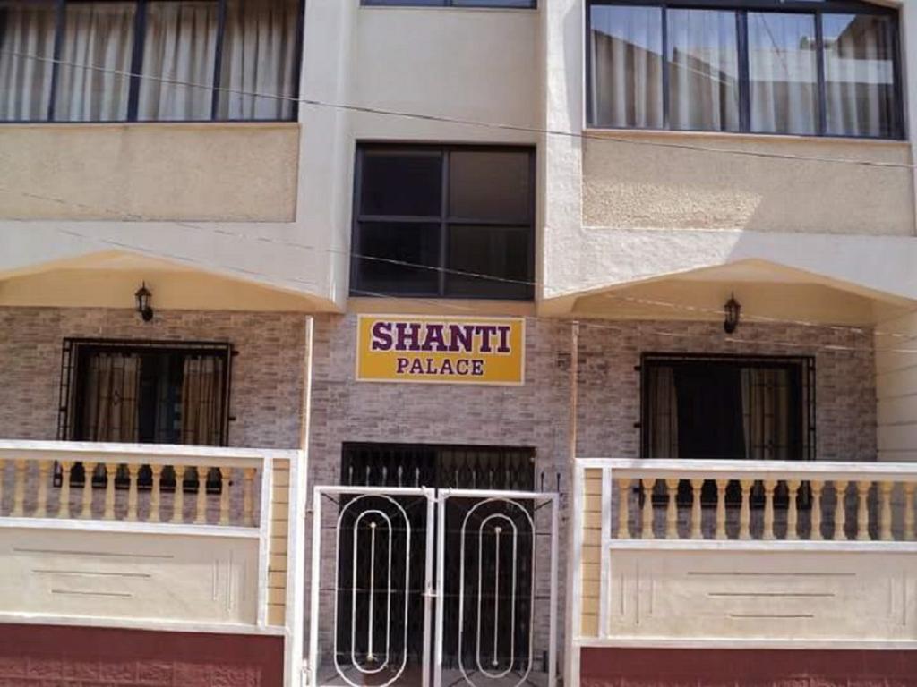 Hotel Shanti Palace Mahābaleshwar Екстериор снимка